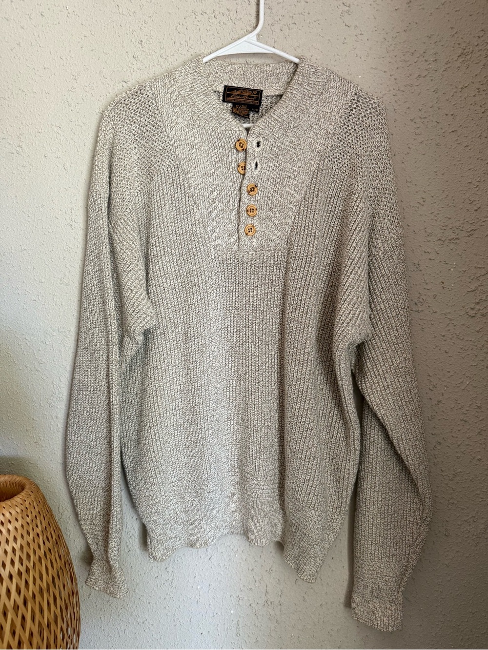 Vintage Eddie Bauer Men’s Oatmeal Crewneck Henley Sweater with Button Placket